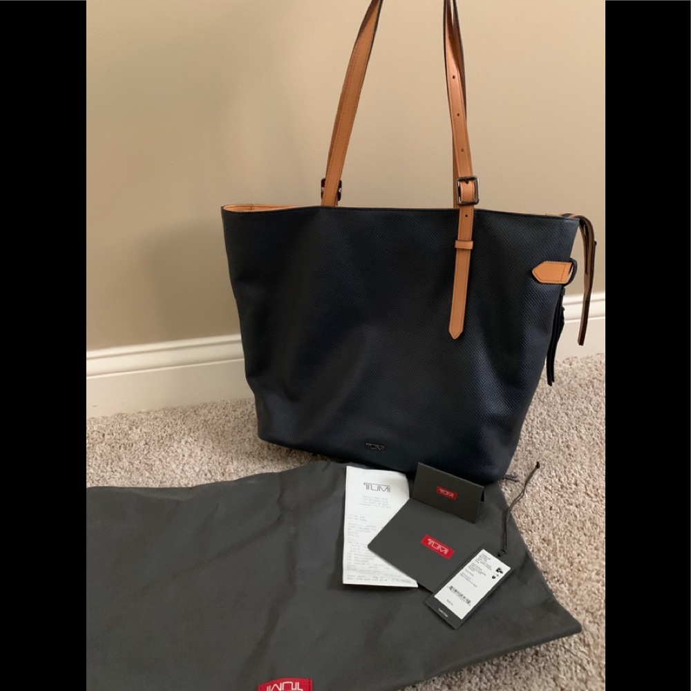 Tumi Nora Tote